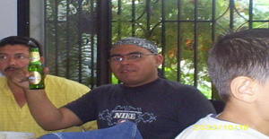Reinhart34 41 years old I am from Caracas/Distrito Capital, Seeking Dating Friendship with Woman