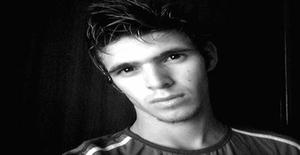 Ed_pietro 35 years old I am from Belo Horizonte/Minas Gerais, Seeking Dating Friendship with Woman